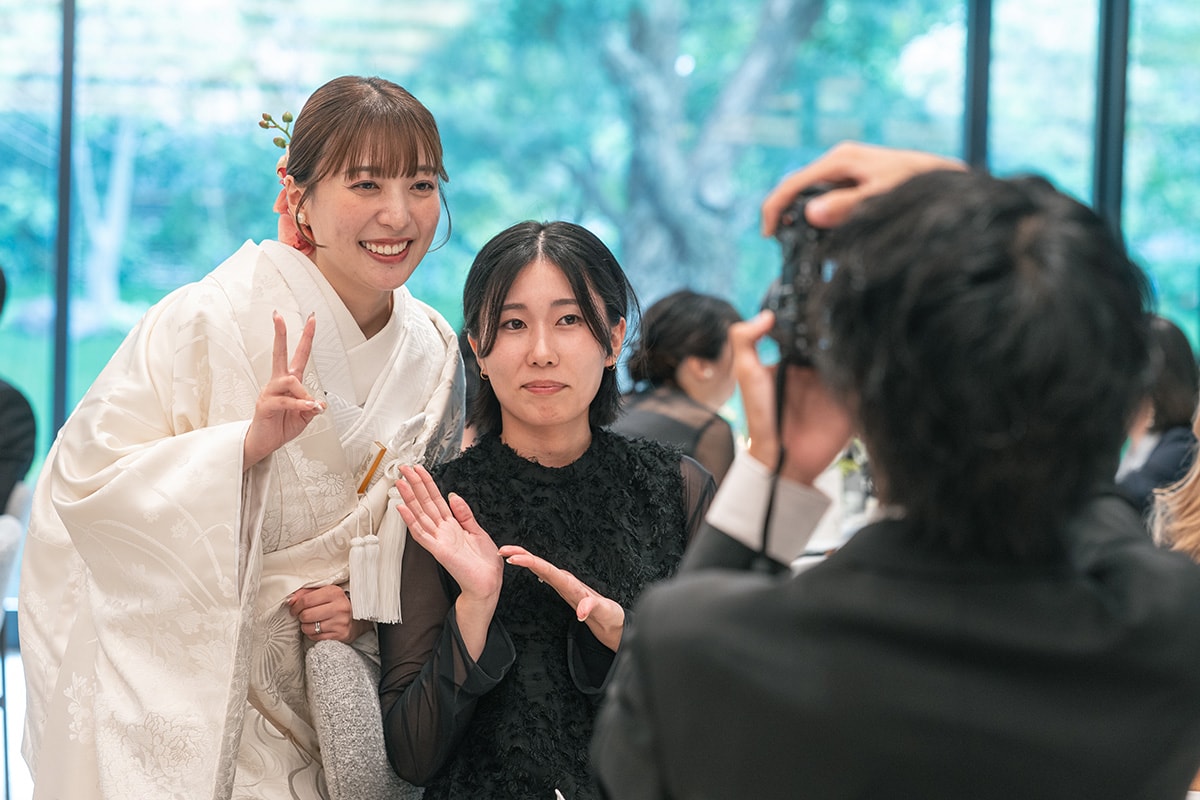 水盤庭園に映える和と洋を纏うハレの日 イメージ