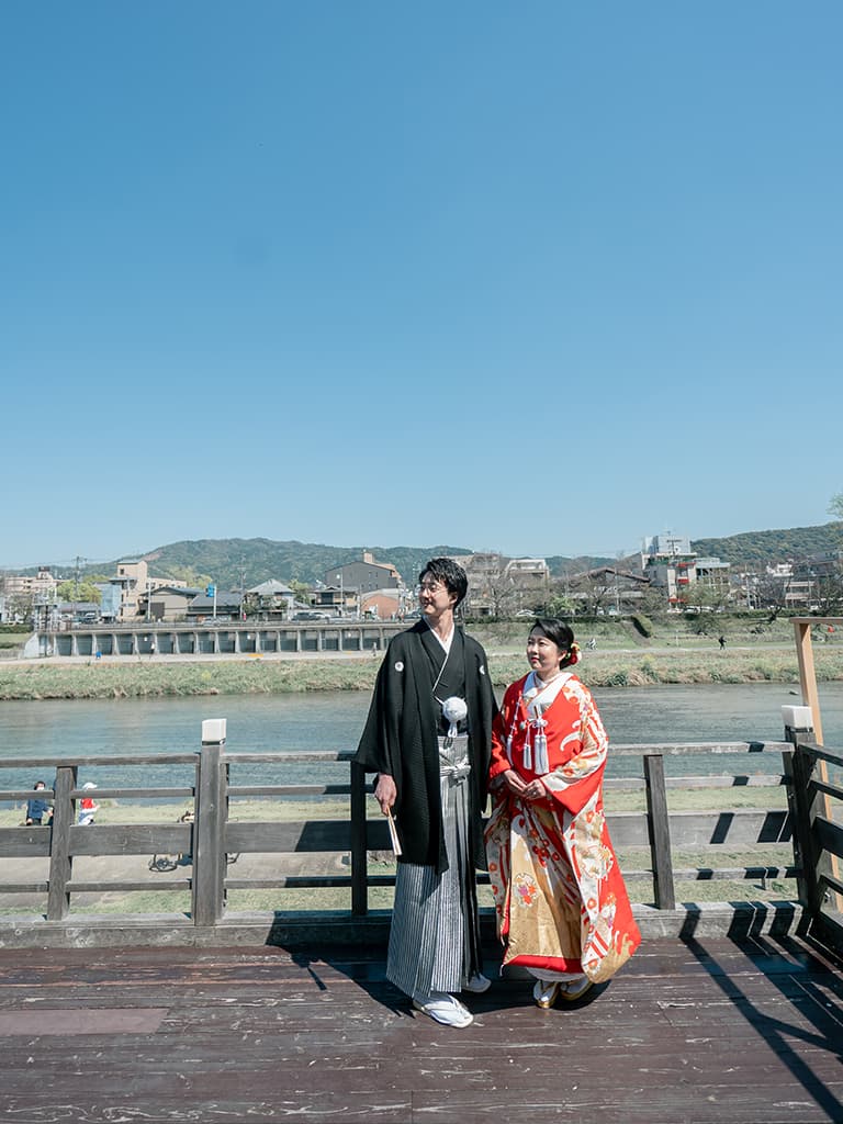 日本庭園で思い出の写真を。温かな家族結婚式 イメージ