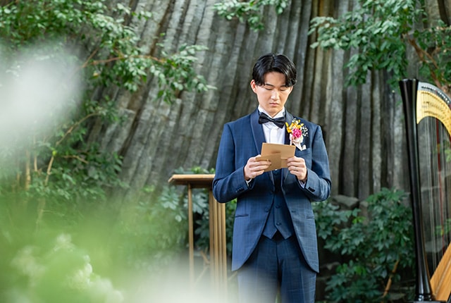 陽光と四季折々の自然に包まれた空間で、感謝の想いを伝えた心ふれあう結婚式　イメージ