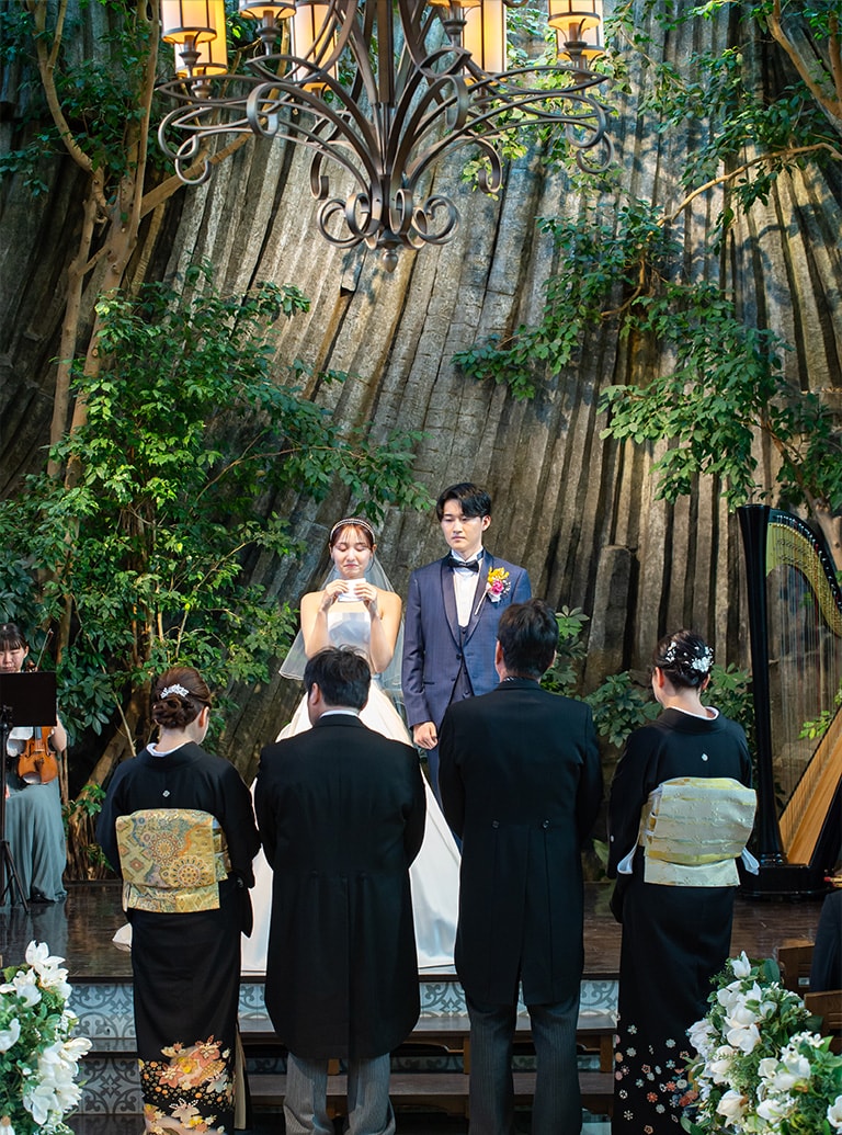 陽光と四季折々の自然に包まれた空間で、感謝の想いを伝えた心ふれあう結婚式　イメージ