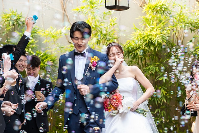 陽光と四季折々の自然に包まれた空間で、感謝の想いを伝えた心ふれあう結婚式　イメージ