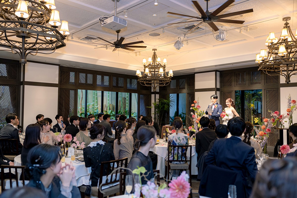 陽光と四季折々の自然に包まれた空間で、感謝の想いを伝えた心ふれあう結婚式　イメージ