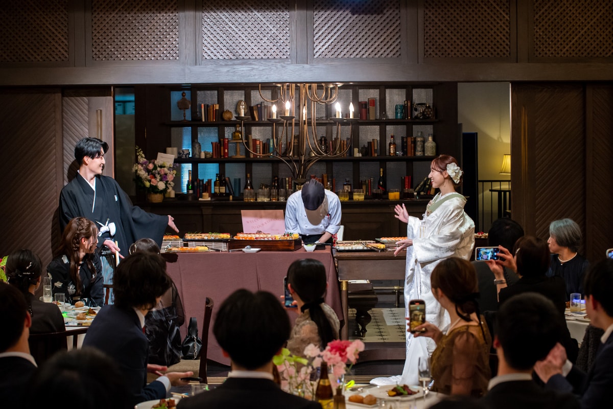 陽光と四季折々の自然に包まれた空間で、感謝の想いを伝えた心ふれあう結婚式　イメージ