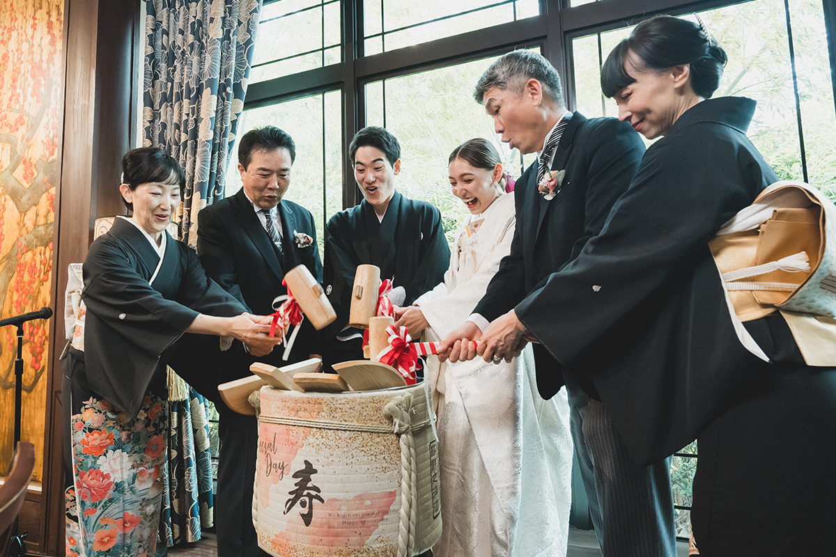 クラシカルな美空間で叶える、洗練された大人のウエディング　イメージ