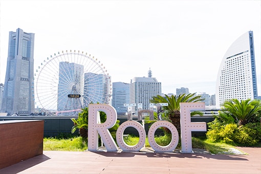 みなとみらいの海風を感じる、夏の上質リゾートウエディング　レポート