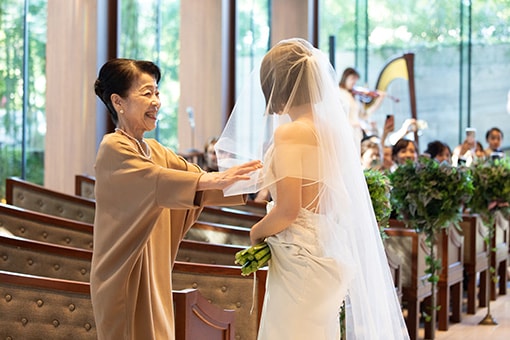 みなとみらいの景色とともに上質な非日常を愉しむ、大人の少人数ウエディング　レポート