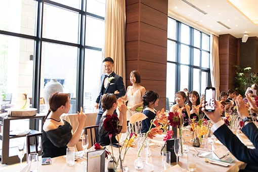 みなとみらいの絶景×おふたりらしい演出に乗せて未来へ出航！　レポート