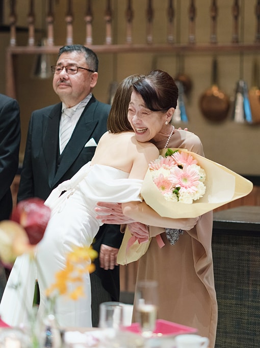 みなとみらいの景色とともに上質な非日常を愉しむ、大人の少人数ウエディング　レポート