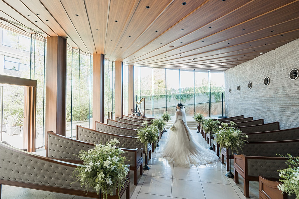 みなとみらいで叶えた、海外リゾートのように自由な“家族だけ”の少人数ウエディング　レポート