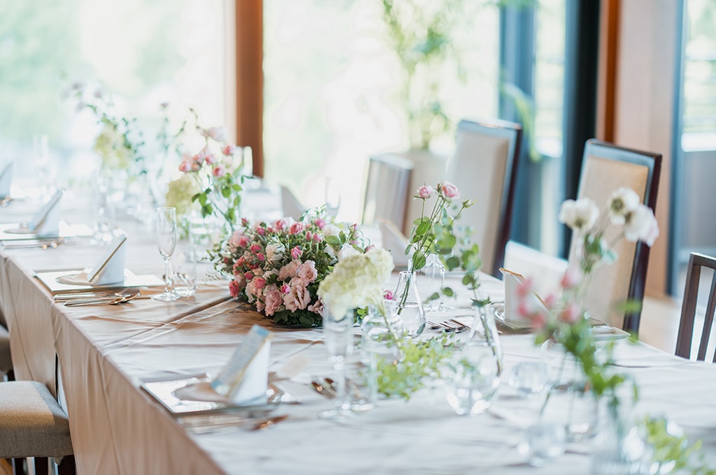 みなとみらいで叶えた、海外リゾートのように自由な“家族だけ”の少人数ウエディング　レポート