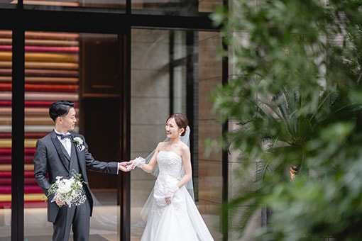 陽光と緑に包まれた上質空間で過ごす、みなとみらいの大人のガーデンパーティ　レポート