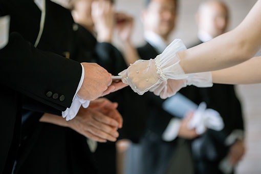 陽光と緑に包まれた上質空間で過ごす、みなとみらいの大人のガーデンパーティ　レポート