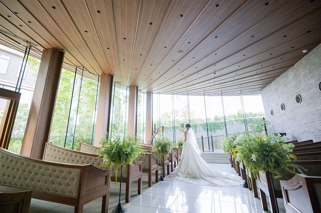 陽光と緑に包まれた上質空間で過ごす、みなとみらいの大人のガーデンパーティ　レポート