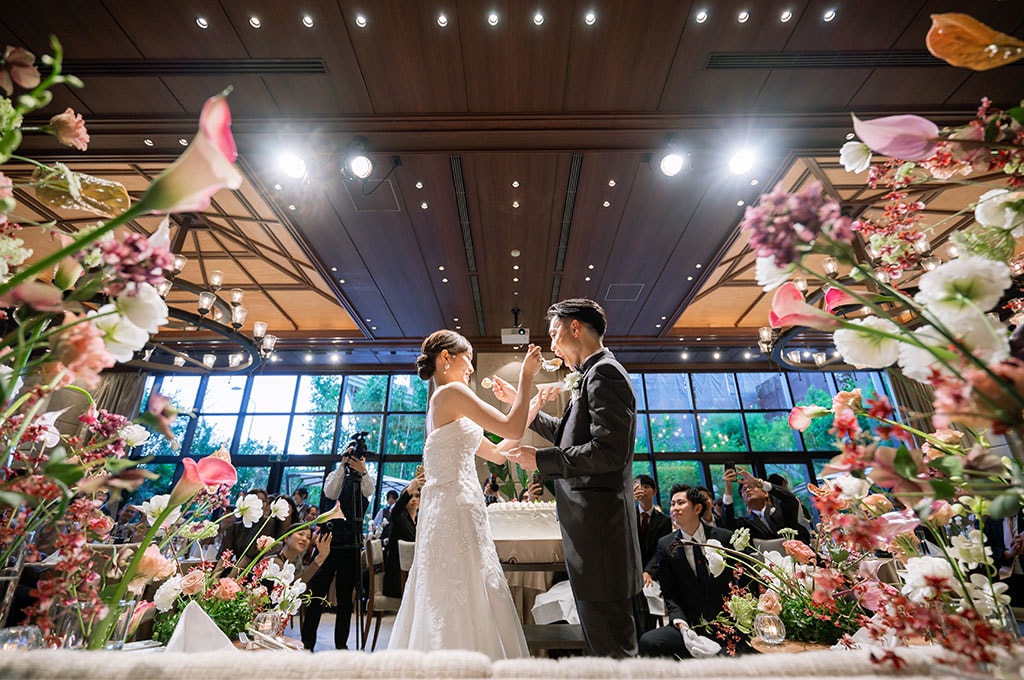 陽光と緑に包まれた上質空間で過ごす、みなとみらいの大人のガーデンパーティ　レポート