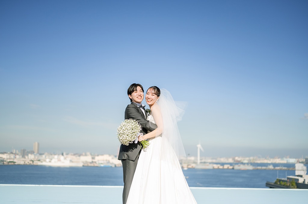 緑と海に包まれた、みなとみらいリゾートで感謝を伝える少人数ウエディング　レポート