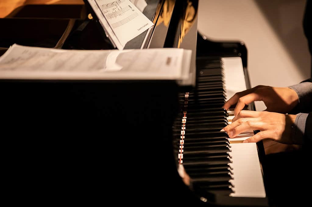 カップルパーティ　イメージ