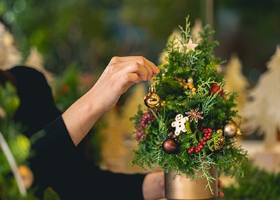 クリスマスツリーづくり